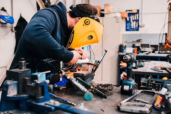 punteo con bola para soldadura